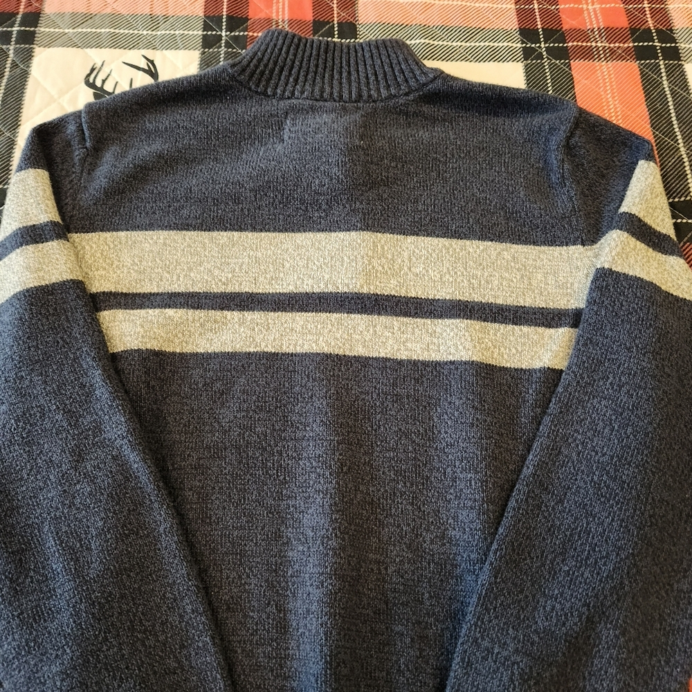 Urban Pipeline~Men's Navy/Gray~Quarter Zip~Sweater - Picture 7 of 10